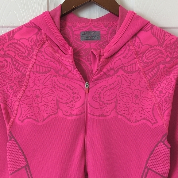 Athleta Paisley Jacquard Knit Form Fitting Quarter Zip Hooded Top Hot Pink M - Picture 2 of 11